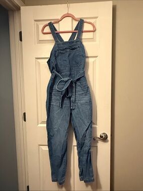 Duluth Trading Co Denim Blue Women's Tie-Waist Jean Overalls